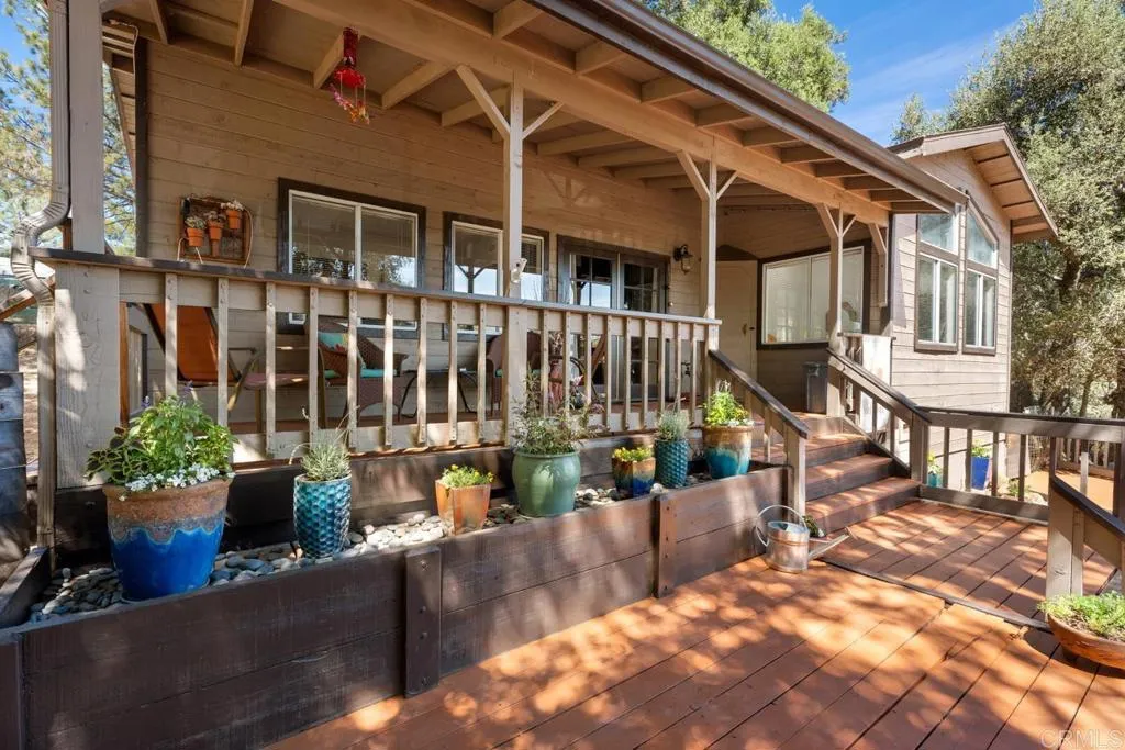 https://cdn.realtyfeed.com/cdn/127/306502412/9b3c52aea3a905a7ee81d3abd427f2b1.webp