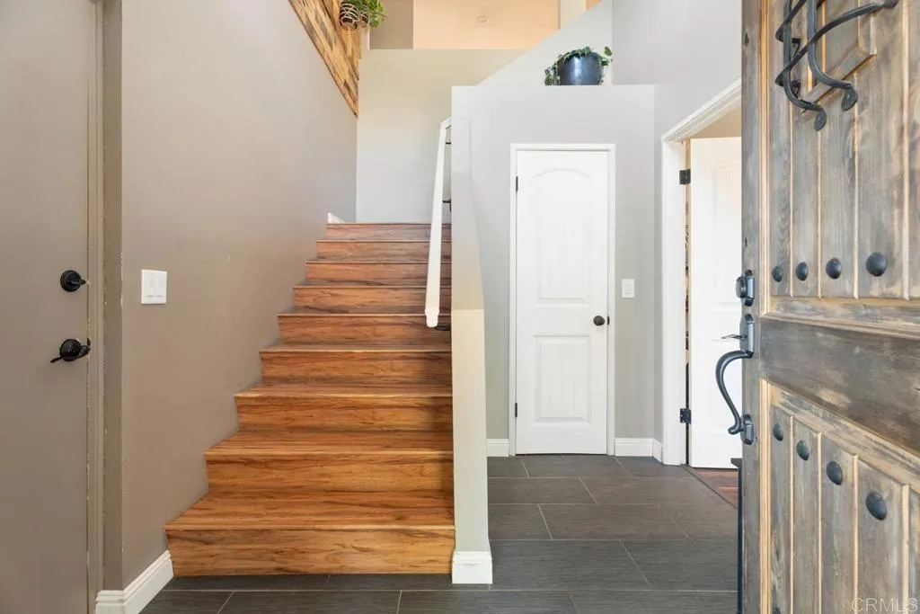 https://cdn.realtyfeed.com/cdn/127/306502412/da958a234b40a9608768798427ff7fcf.webp
