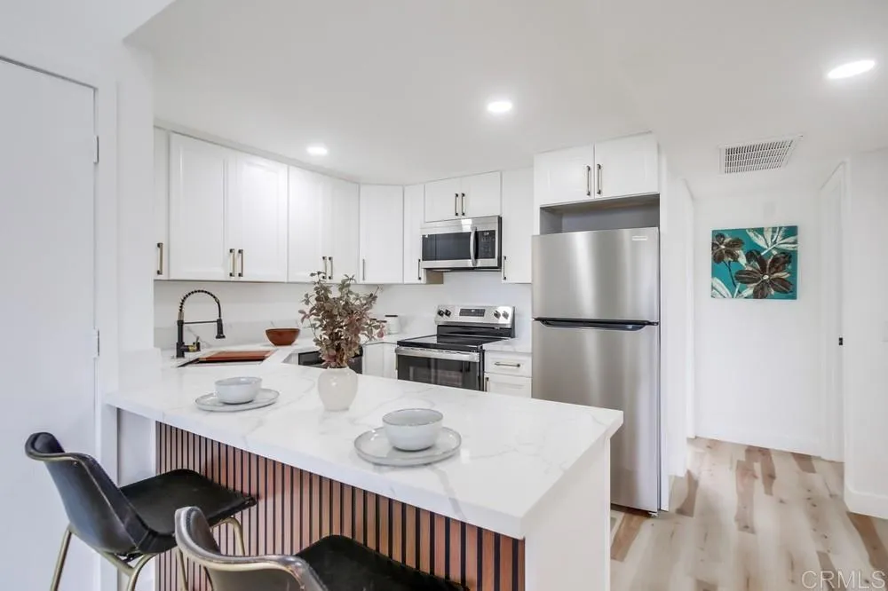 Photo #6: PTP2505653 Listing 