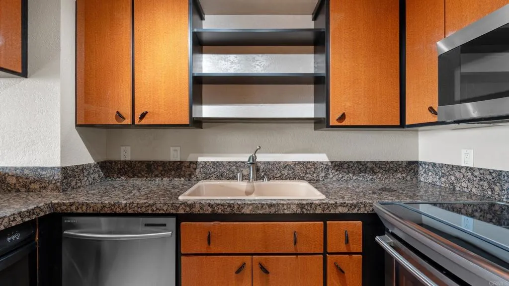 Photo #4: PTP2505655 Listing 