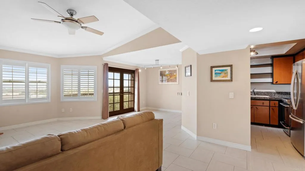 Photo #11: PTP2505655 Listing: Photo #11
