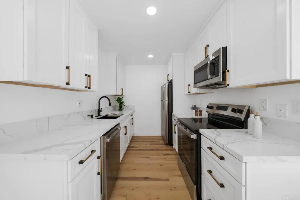 Photo #9: PTP2505656 Listing: Photo #9
