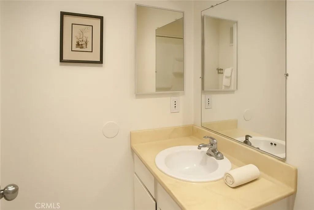 Photo #9: OC25166329 Listing: Photo #9