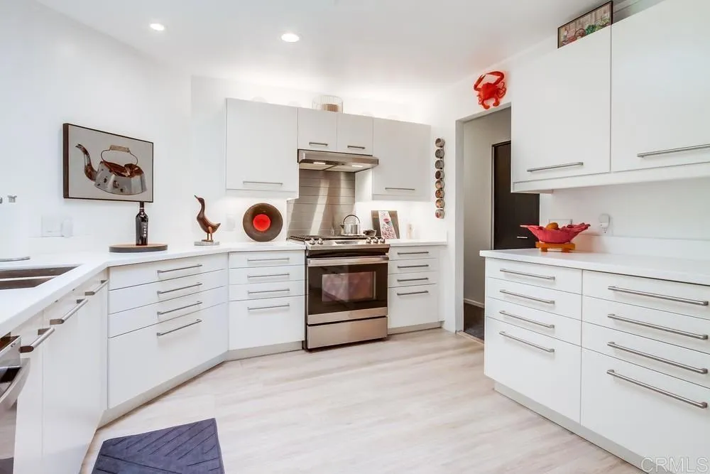 https://cdn.realtyfeed.com/cdn/127/306502535/0ea964c12f2c2edab47f0e5a0537bfb6.webp