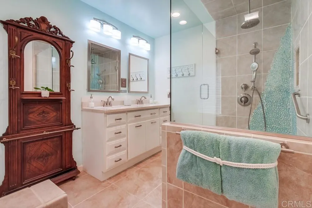 https://cdn.realtyfeed.com/cdn/127/306502535/d93631caad2f42c68c1f5b49d2a3b5c4.webp