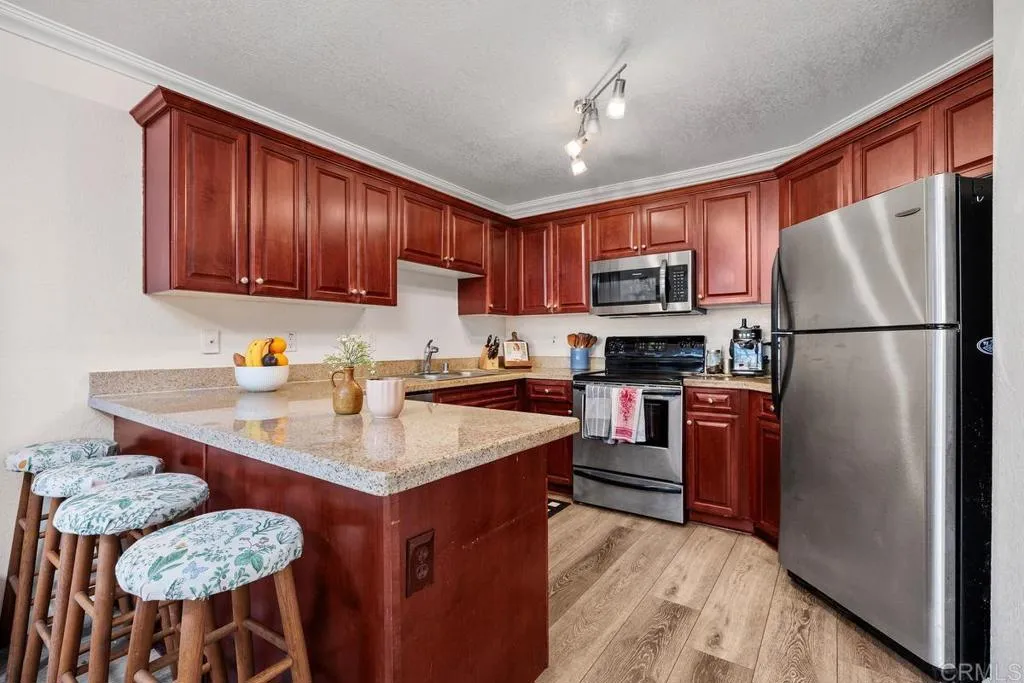 MLS: NDP2507347 Condo For Sale