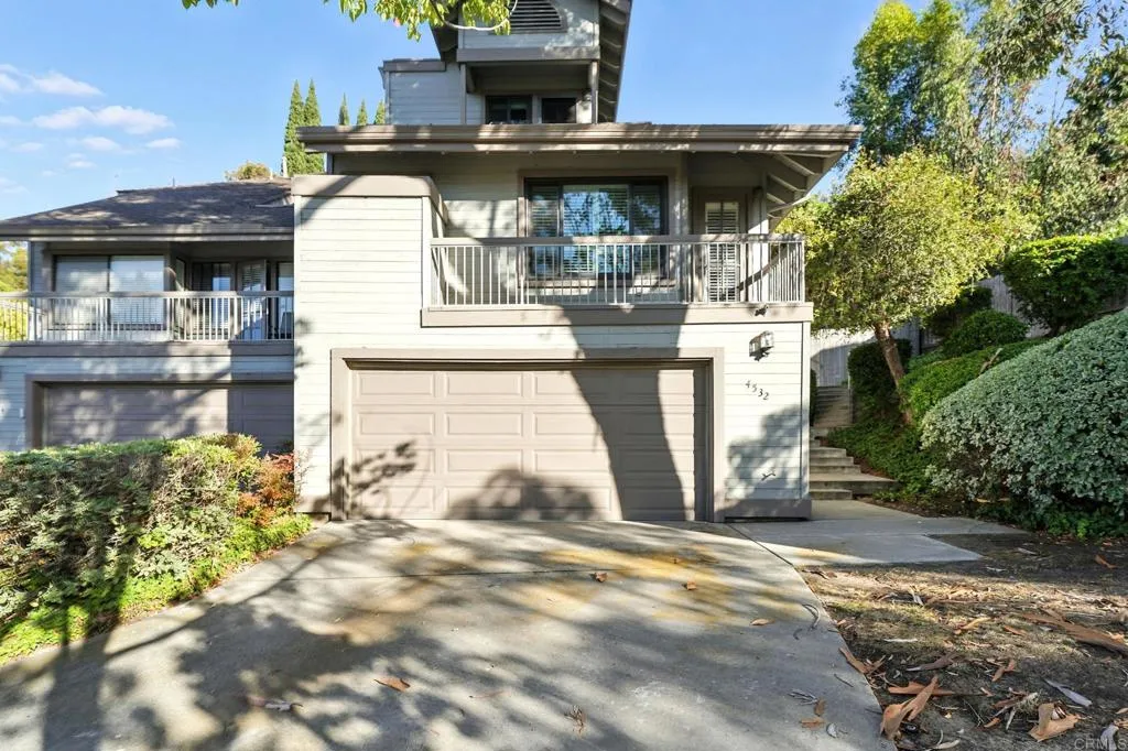 MLS: PTP2505659 Condo For Sale