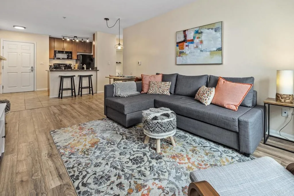 MLS: NDP2507350 Condo For Sale