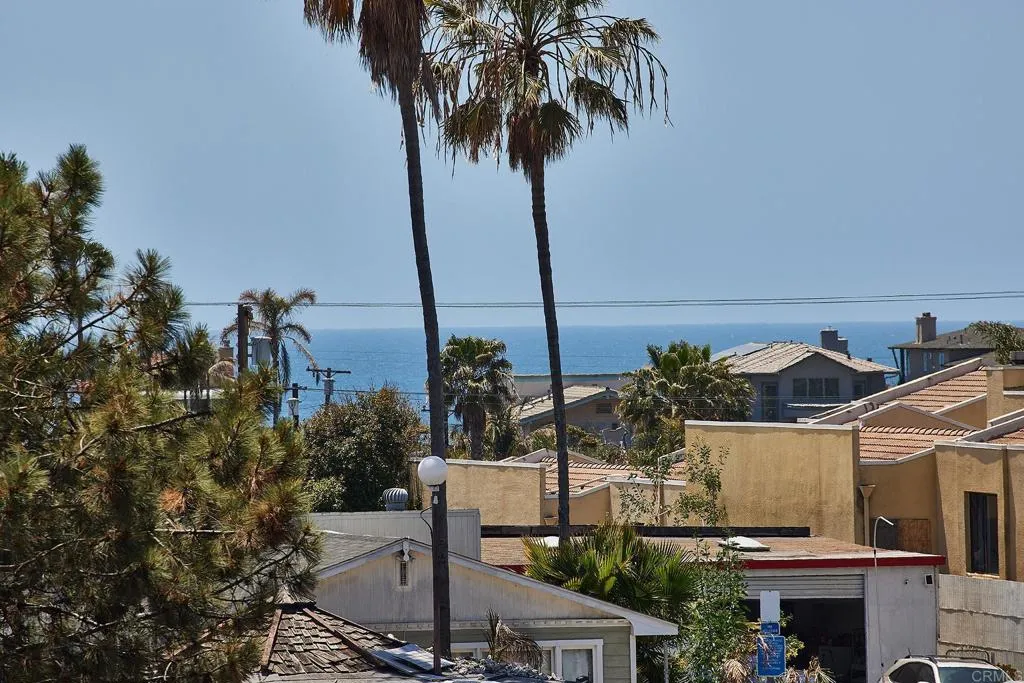 https://cdn.realtyfeed.com/cdn/127/306502607/3a2715b9066af8174ec1d4c530781266.webp