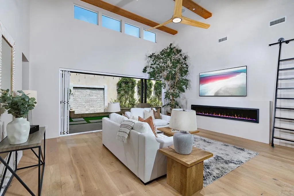 https://cdn.realtyfeed.com/cdn/127/306502607/a0295838941d6aa97c82700ef8ef65a9.webp