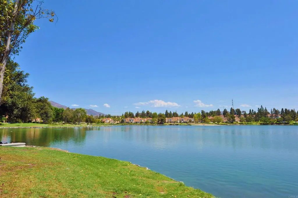 https://cdn.realtyfeed.com/cdn/127/306502684/b2410d24bd9f671391bb945bfa5c3c5d.webp