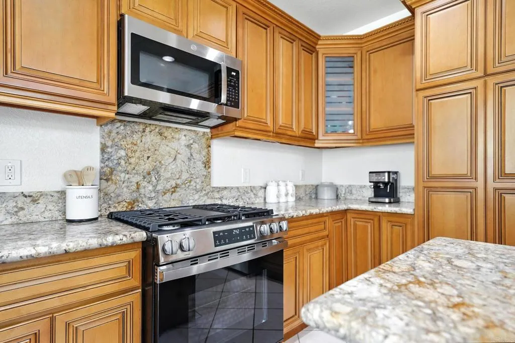 https://cdn.realtyfeed.com/cdn/127/306502744/566b54a4237461369c9efe94d173453f.webp