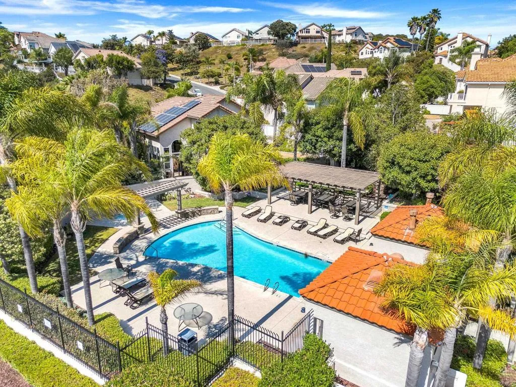 https://cdn.realtyfeed.com/cdn/127/306502744/8c0b26bad90a5d320a73e571d3a2ba0b.webp