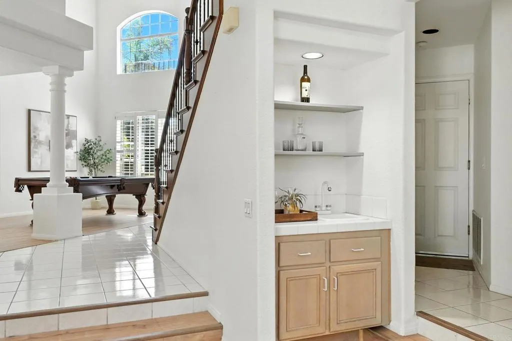 https://cdn.realtyfeed.com/cdn/127/306502744/8c47baf644615ba2661537f4fb21447e.webp