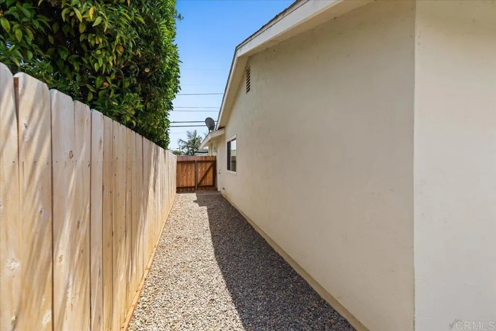 https://cdn.realtyfeed.com/cdn/127/306502832/0e257c27ec632dec51fe4c2cf5bd1704.webp