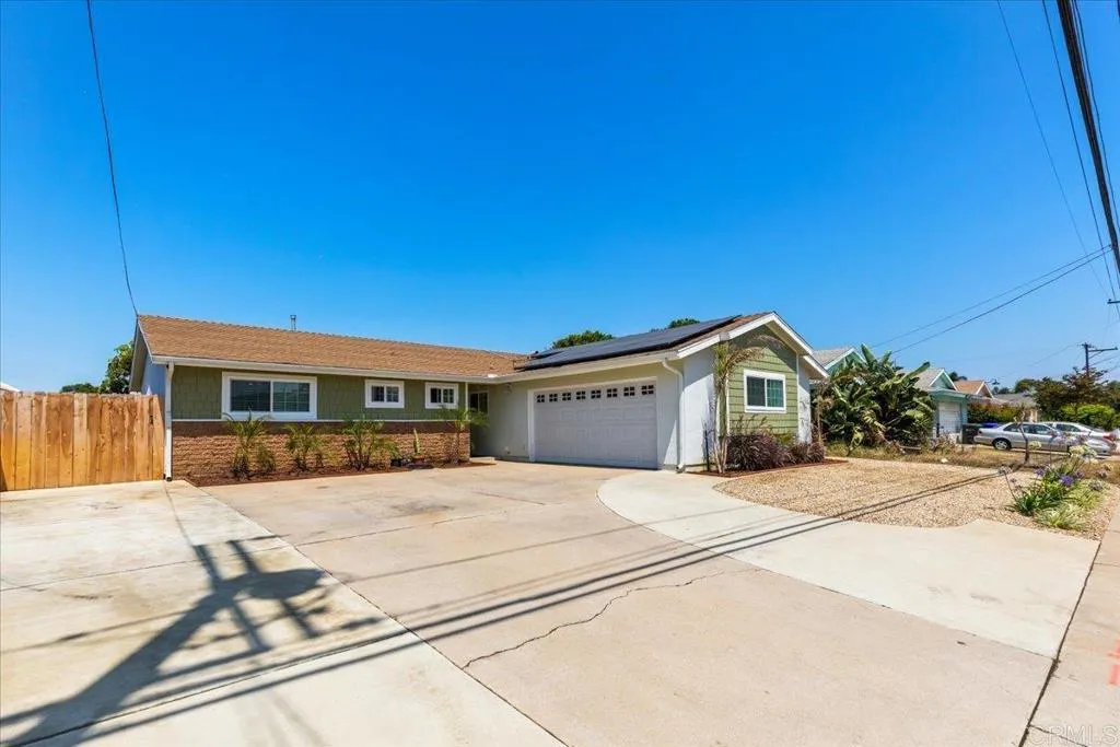 https://cdn.realtyfeed.com/cdn/127/306502832/28c8a88ae45e9a7e0aa2d899ebed4946.webp
