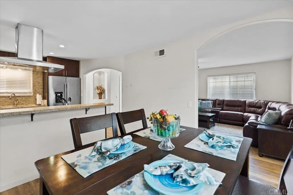https://cdn.realtyfeed.com/cdn/127/306502832/341a53f05b8851e05f68e8c39e13a38c.webp