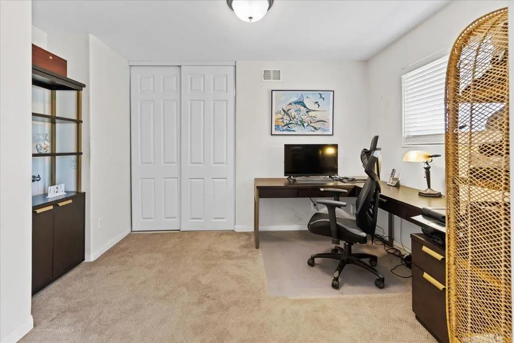 https://cdn.realtyfeed.com/cdn/127/306502832/59f292dc16aa9bb49eff0a8483f0ab71.webp