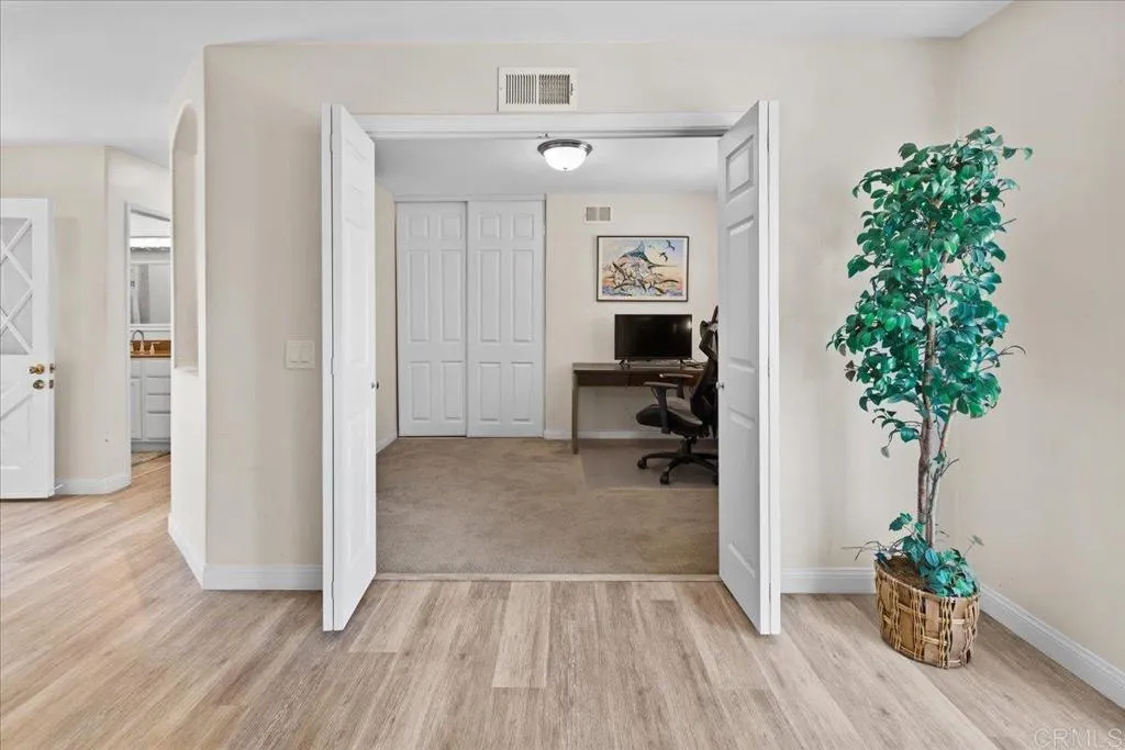 https://cdn.realtyfeed.com/cdn/127/306502832/7ffa60fe5fbaabe0ae19287466ecacc6.webp