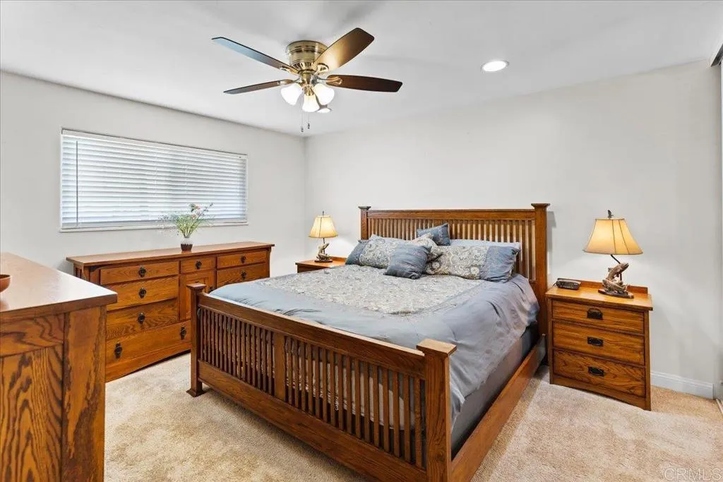 https://cdn.realtyfeed.com/cdn/127/306502832/ad6d685606790b86cdafca13cac7abee.webp