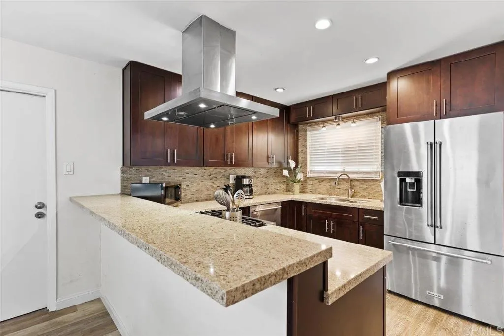 https://cdn.realtyfeed.com/cdn/127/306502832/edc193a569312f6cd3dae5266f41500e.webp