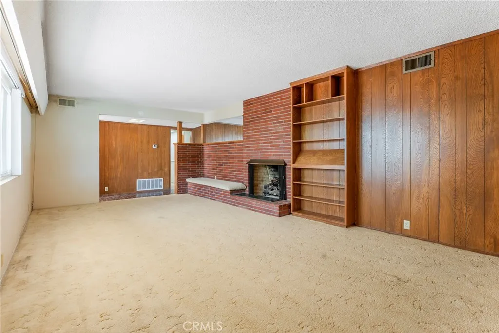 Photo #8: IV25166196 Listing: Photo #8