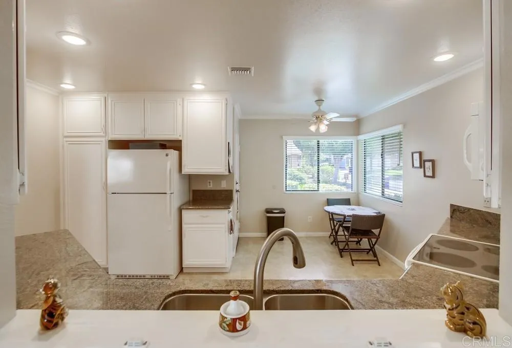 https://cdn.realtyfeed.com/cdn/127/306502984/31644852d8679e7d95d739c6f87c8353.webp