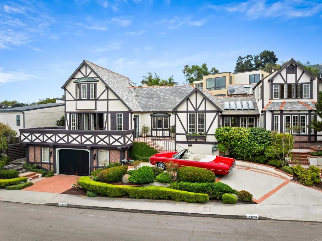 https://cdn.realtyfeed.com/cdn/127/306503077/0fee71841046c1aa955b85fa6c12ec46.webp