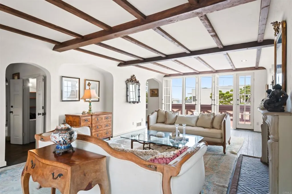 https://cdn.realtyfeed.com/cdn/127/306503077/31599be547a013476932f0cfe5366061.webp