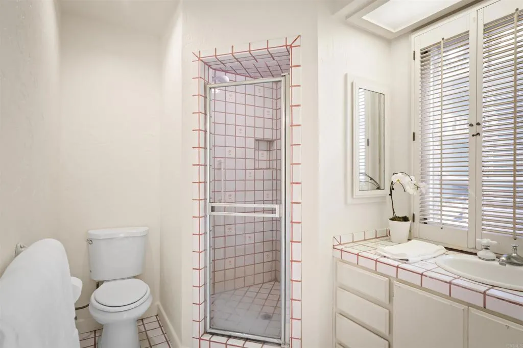 https://cdn.realtyfeed.com/cdn/127/306503077/4fc4ab7567b684b1057a9c656a8bd86a.webp