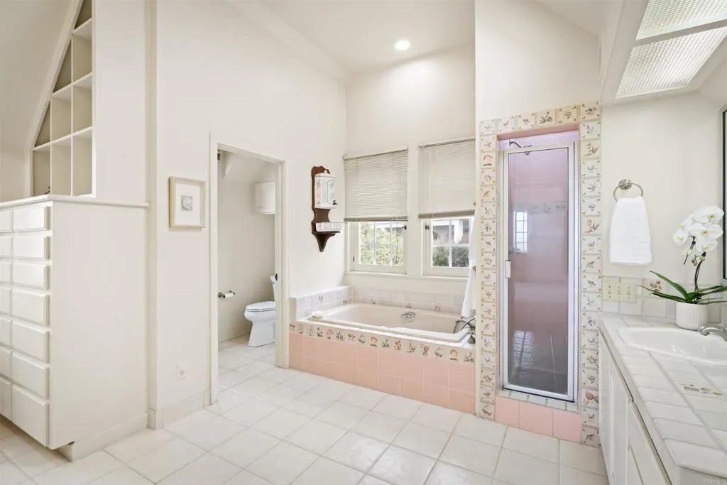 https://cdn.realtyfeed.com/cdn/127/306503077/a4392cd7f2f372c86ab2e46452127154.webp