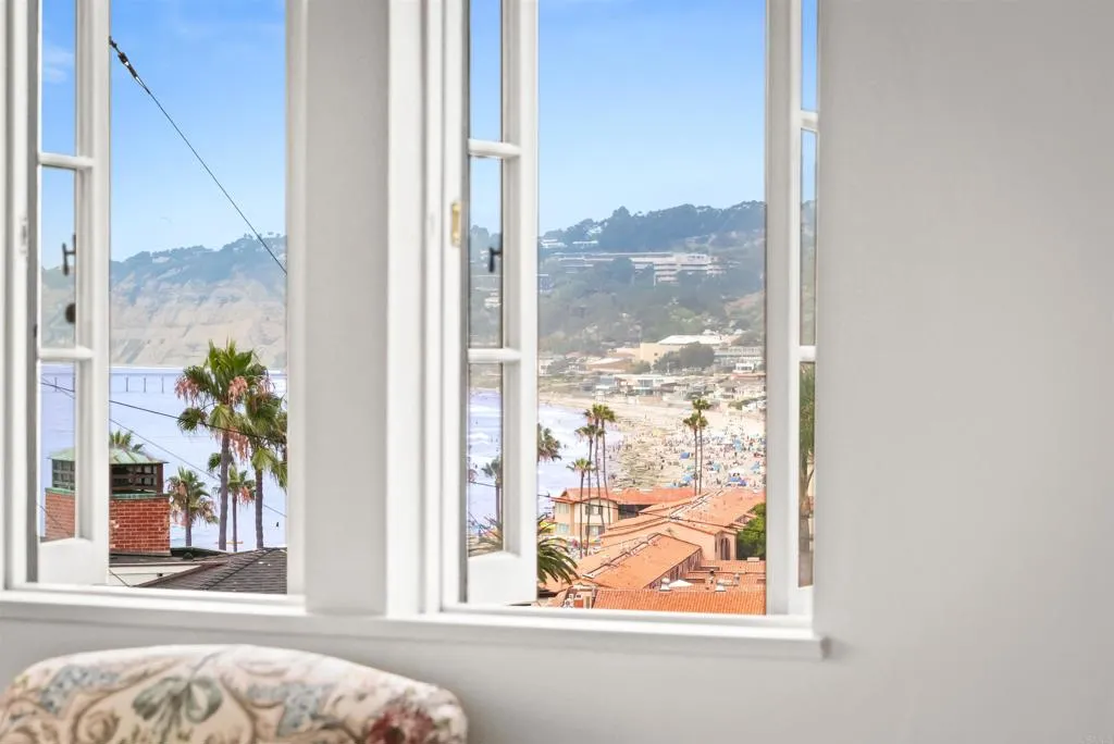 https://cdn.realtyfeed.com/cdn/127/306503077/baa27566e07da241a27e43aed0a36d2f.webp