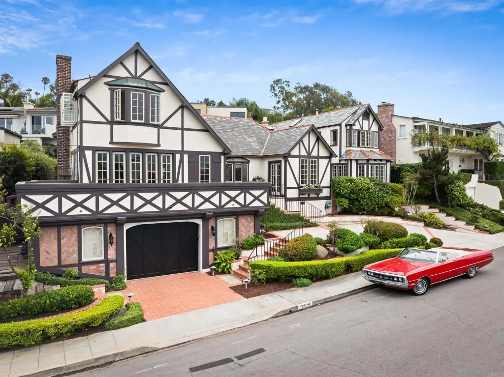 https://cdn.realtyfeed.com/cdn/127/306503077/c2b08c72d86dbeb5ea3d49eadbdb02e6.webp