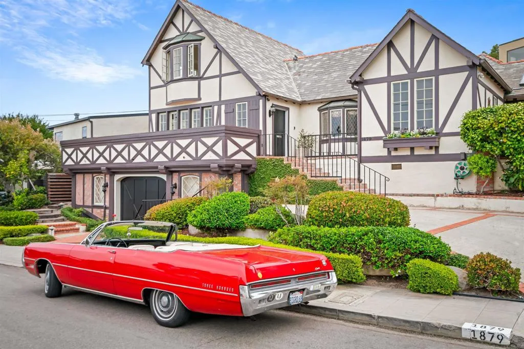 https://cdn.realtyfeed.com/cdn/127/306503077/d80b2c11bc91bf21f2bbe8c765b6c889.webp