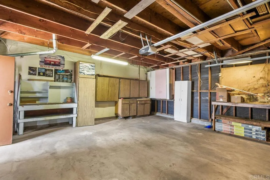 https://cdn.realtyfeed.com/cdn/127/306503089/b1a49af8711f9bcc2fcfe739c8e41459.webp