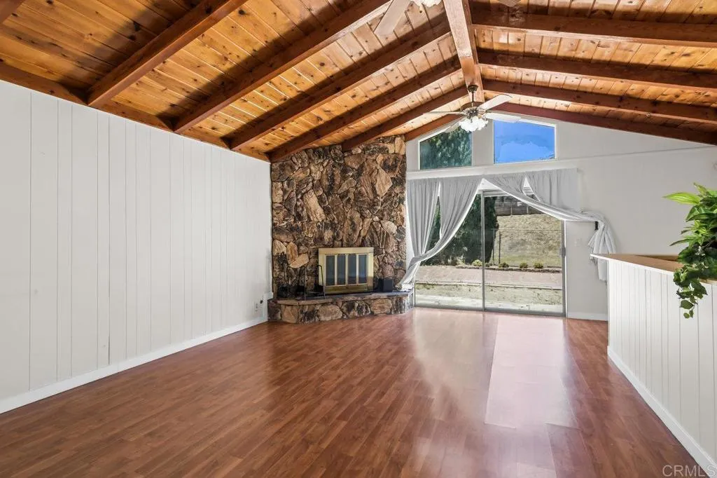 https://cdn.realtyfeed.com/cdn/127/306503089/bede37ce1e794f926a894bf4d6c3e3fd.webp