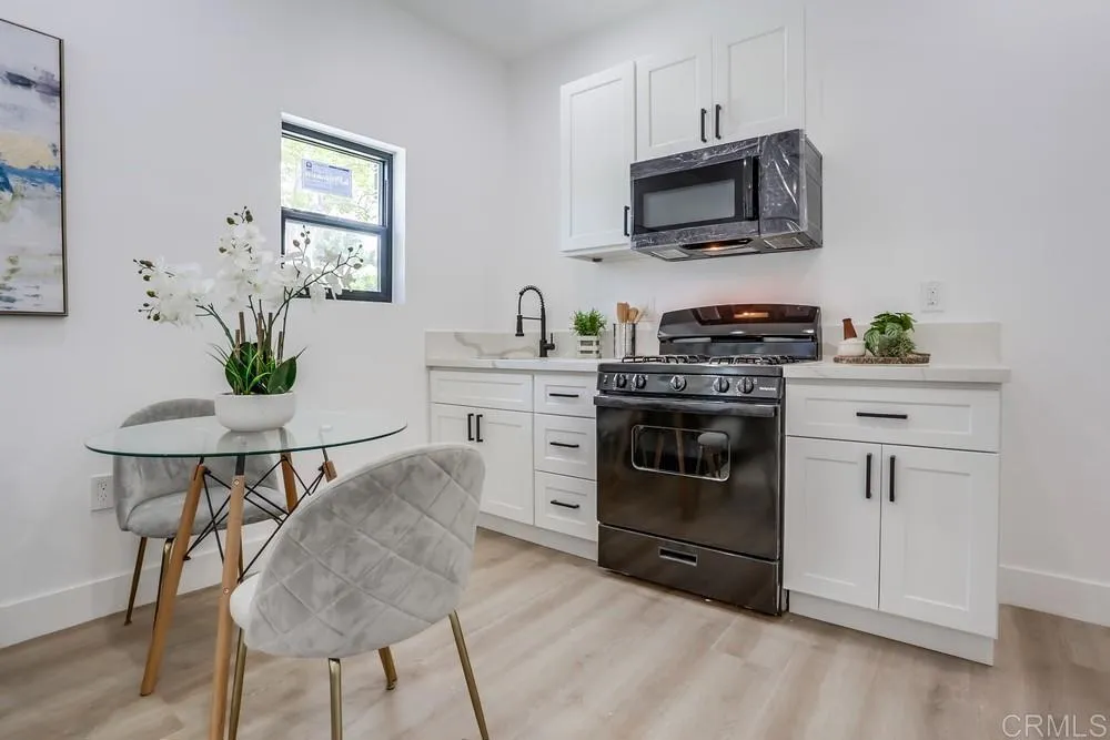 Photo #30: PTP2505684 Listing: Photo #30