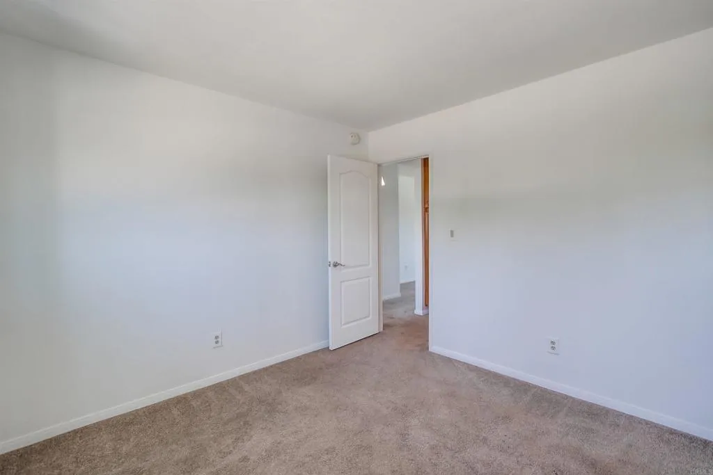 Photo #27: PTP2505687 Listing: Photo #27