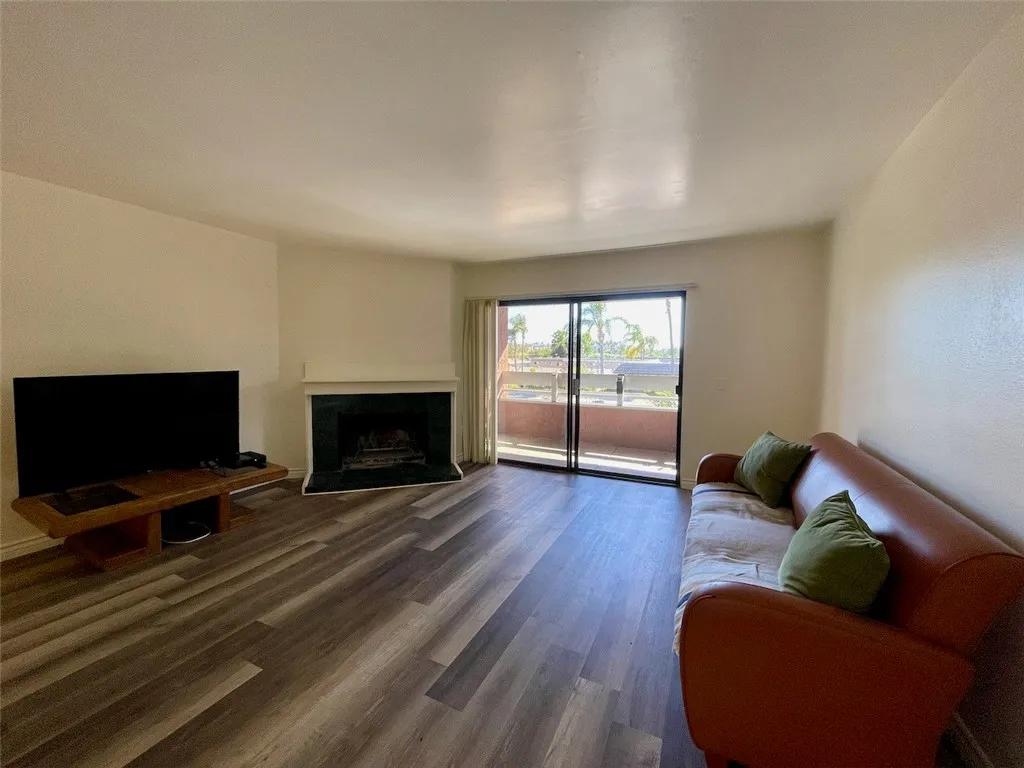 Photo #14: PT25168366 Listing: Photo #14