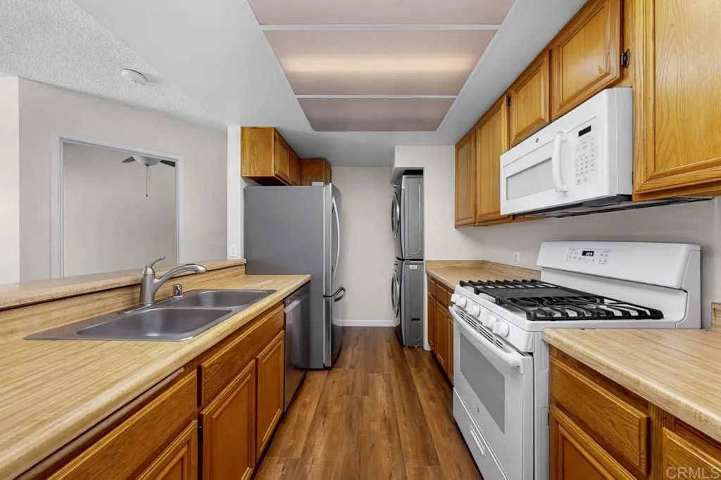 https://cdn.realtyfeed.com/cdn/127/306503217/6213d59b60b0b380eab8542fcf7c6e3d.webp