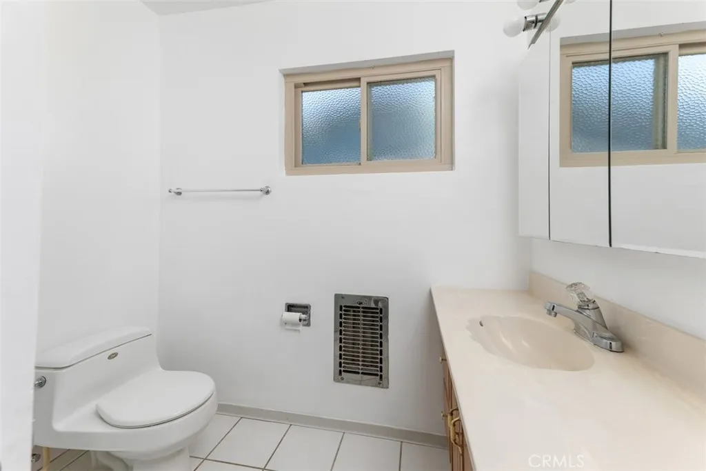 https://cdn.realtyfeed.com/cdn/127/306503232/fecafc7204ffe0f28f677bb123149bcb.webp