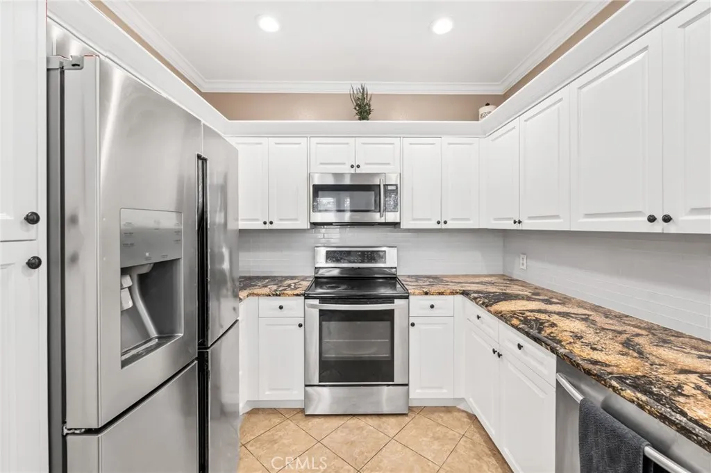 Photo #9: SW25168204 Listing: Photo #9
