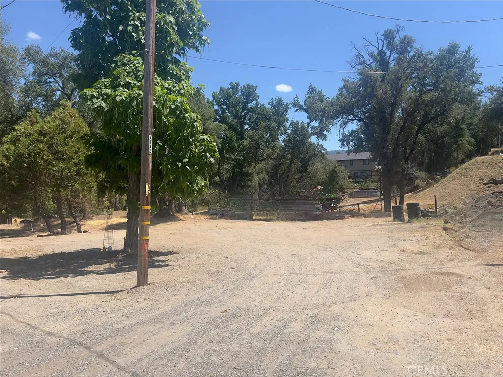 41045 Highway 41, Oakhurst, CA 93644 - Photo 3 of 12, Oakhurst, CA