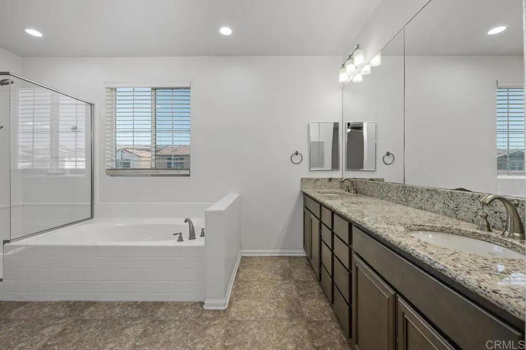 https://cdn.realtyfeed.com/cdn/127/306503447/14995d1848972ba32b3ece5f4318f244.webp