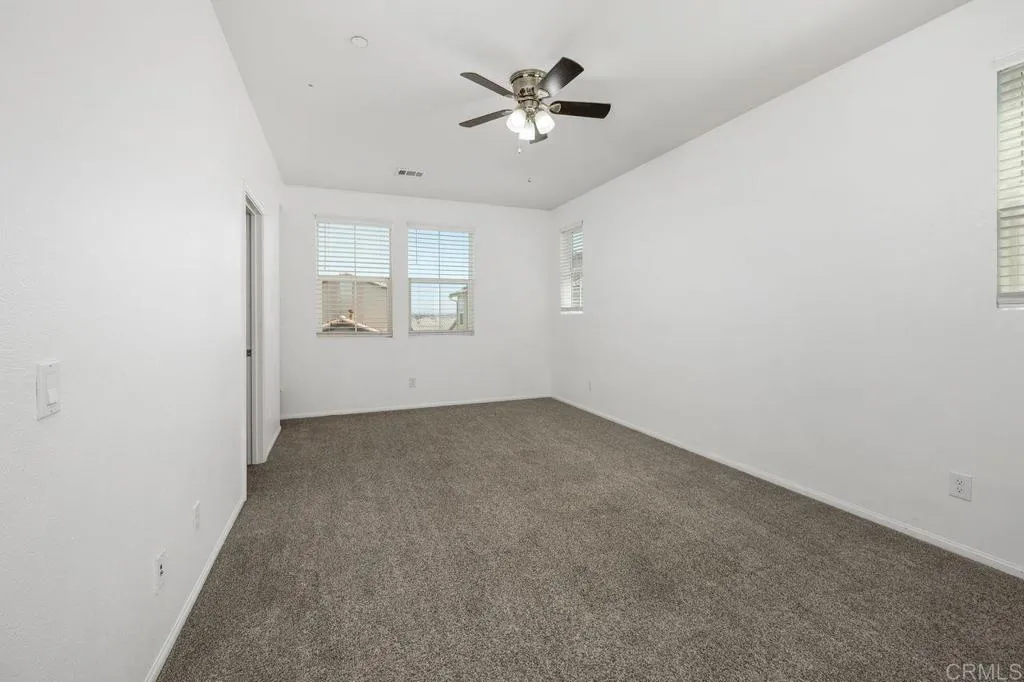 https://cdn.realtyfeed.com/cdn/127/306503447/273ff5b81ce69f14673321615c27afcb.webp