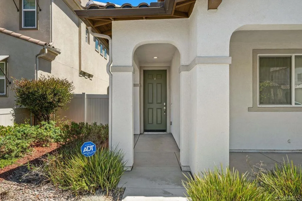 https://cdn.realtyfeed.com/cdn/127/306503447/51a91073826017d3410d9177034ca0ff.webp