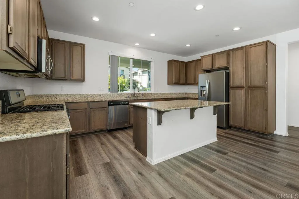 https://cdn.realtyfeed.com/cdn/127/306503447/781017a3f753cd9622e93af8cc1c808a.webp