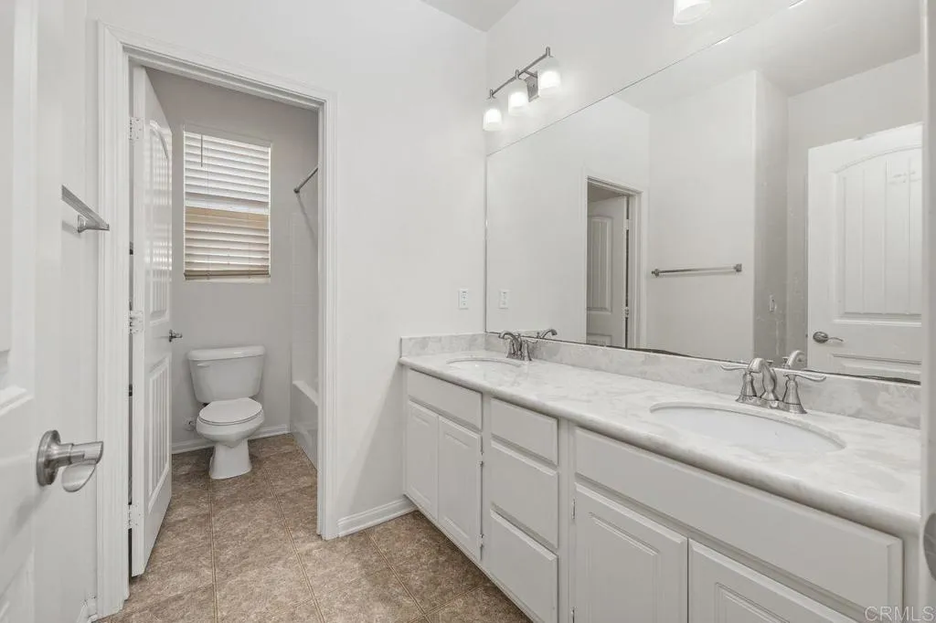 https://cdn.realtyfeed.com/cdn/127/306503447/815311b5132c2f9ba3896435aa7c6987.webp