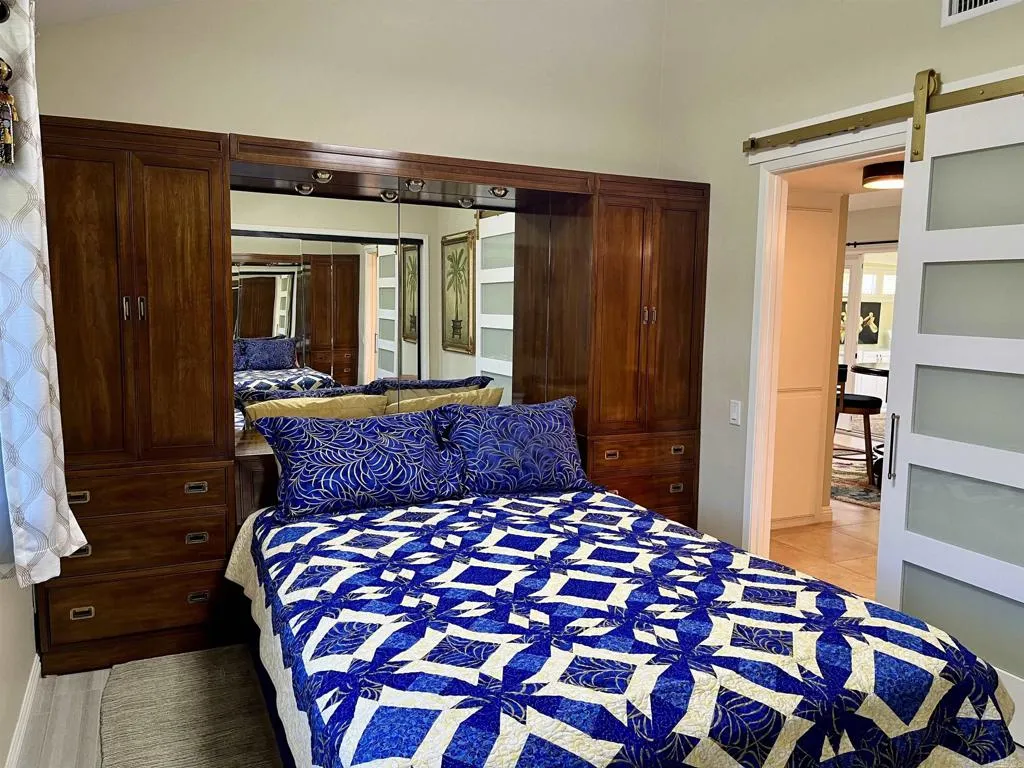 Photo #6: NDP2507385 Listing 