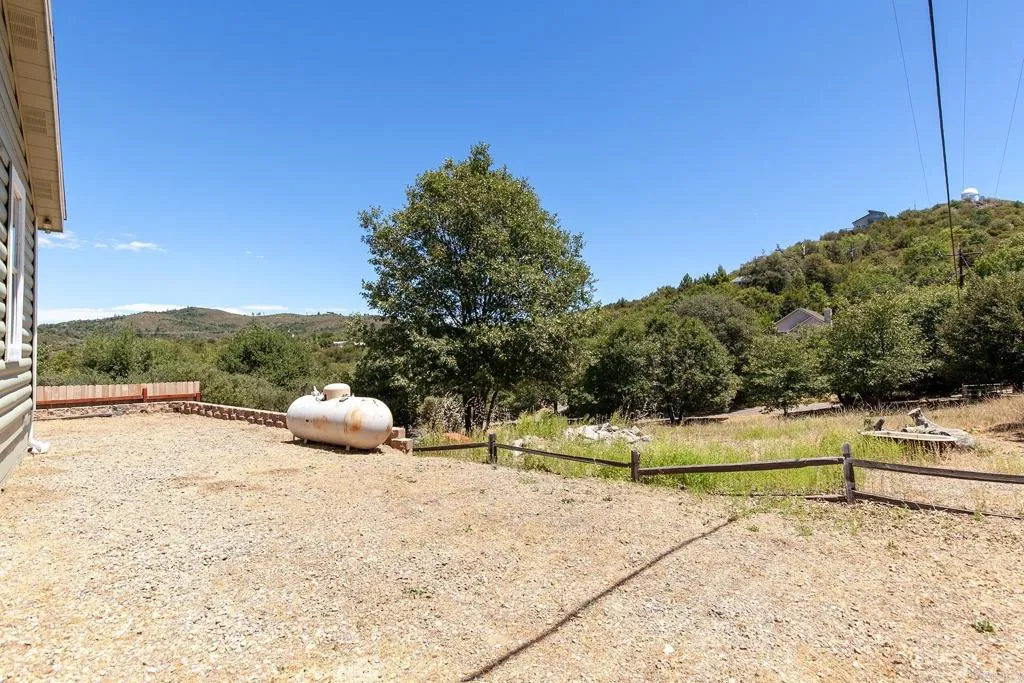 https://cdn.realtyfeed.com/cdn/127/306503892/01790e87da6f75d3e75ad6ab5a47ad2b.webp